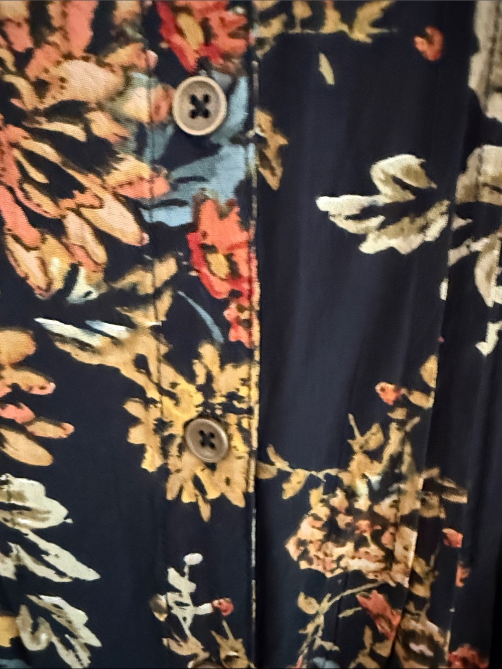 Coldwater Creek Navy Floral Pintuck Button Blouse - Picture 4 of 15